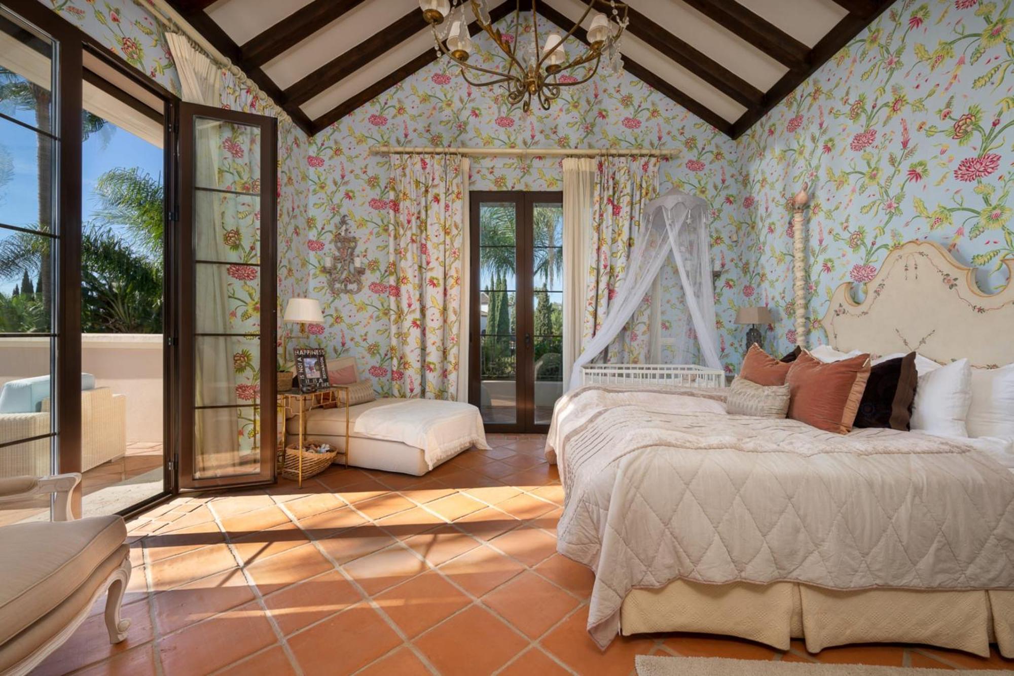 Millie Mansion An Ultimate Luxury For Rent In Villa